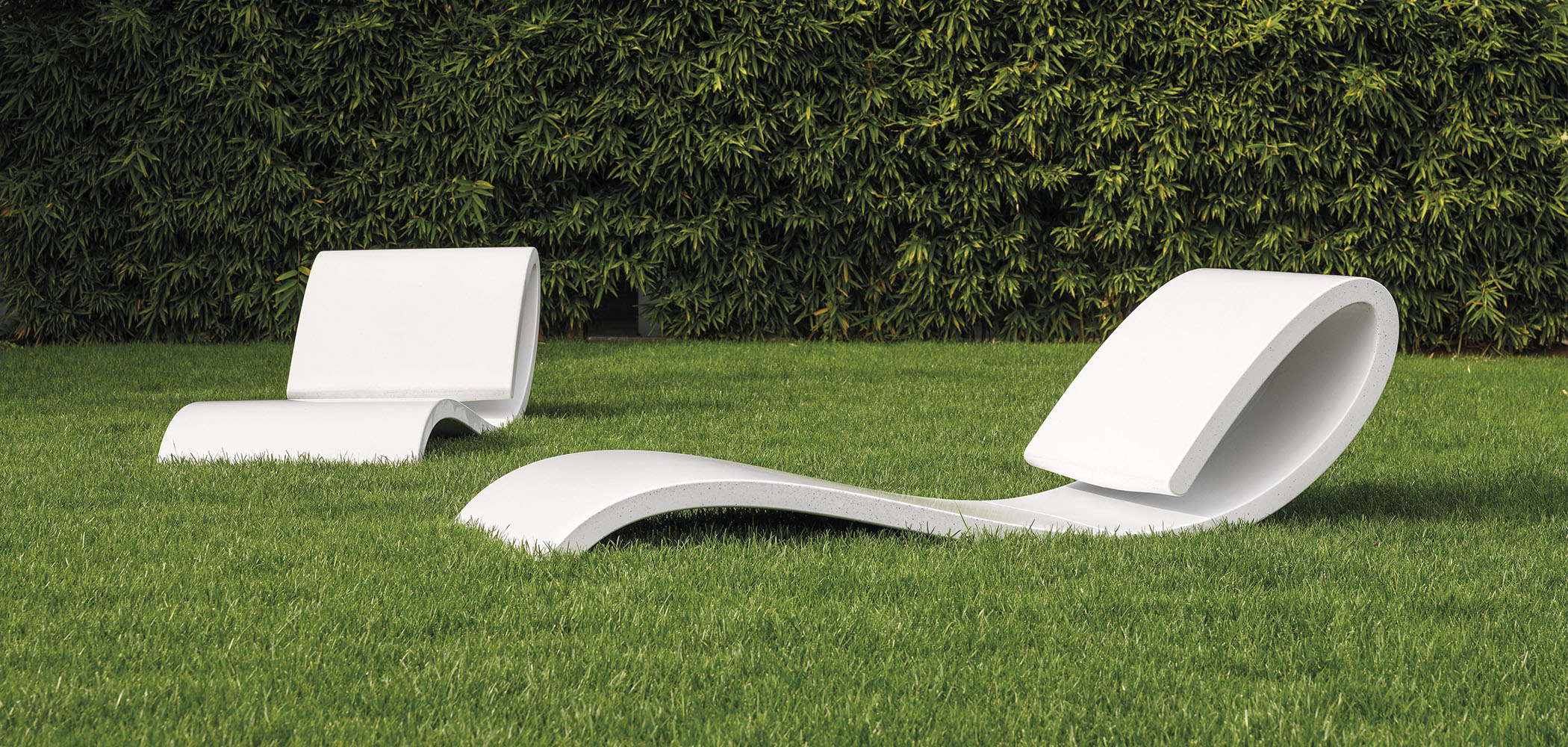 Chaise Longue TWIST para parques y espacios públicos