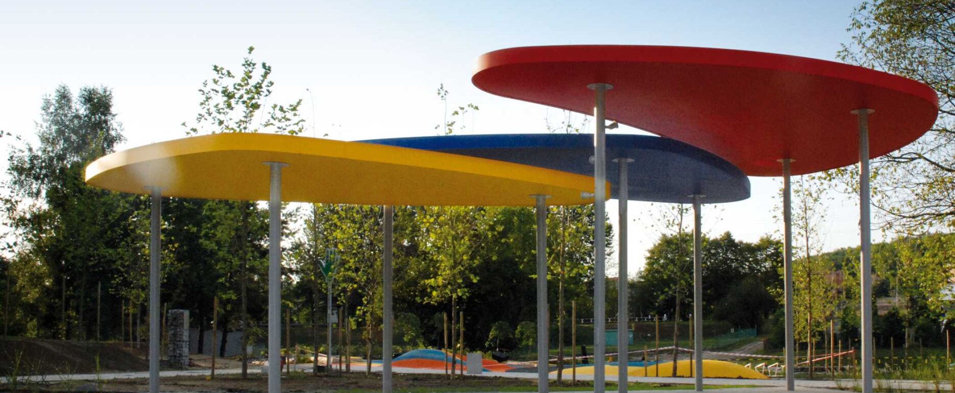 Cubierta modular FOGLIA para parques y espacios públicos