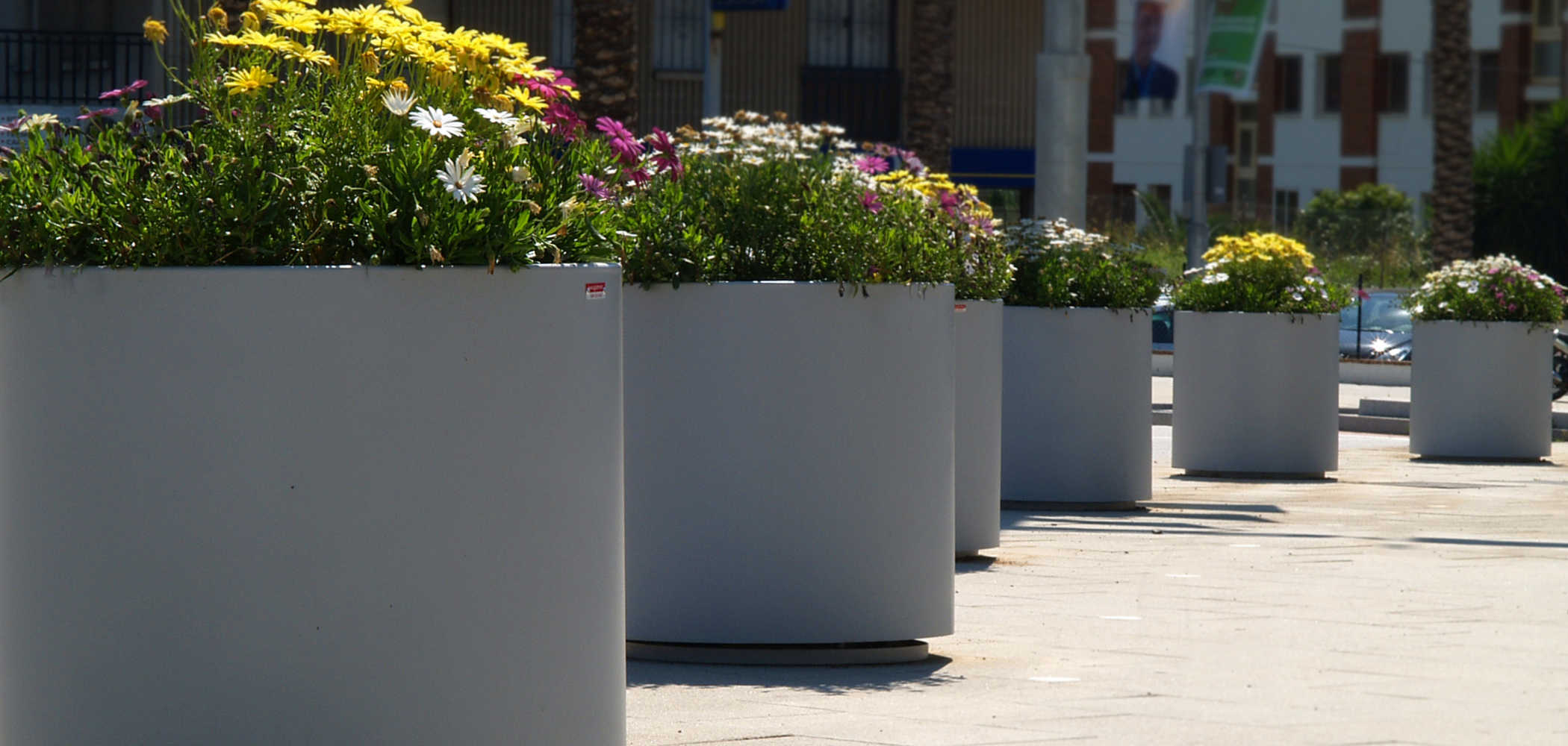 Jardinera ASTER para parques y espacios públicos