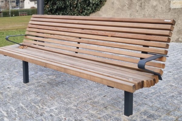 Banco-urbano-MEYRIN