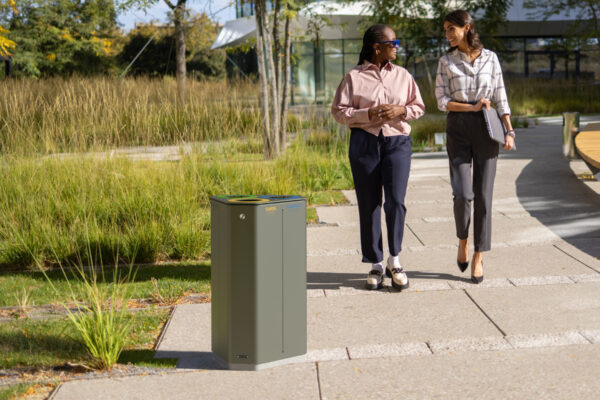 Papelera de reciclaje GRAND CARRE